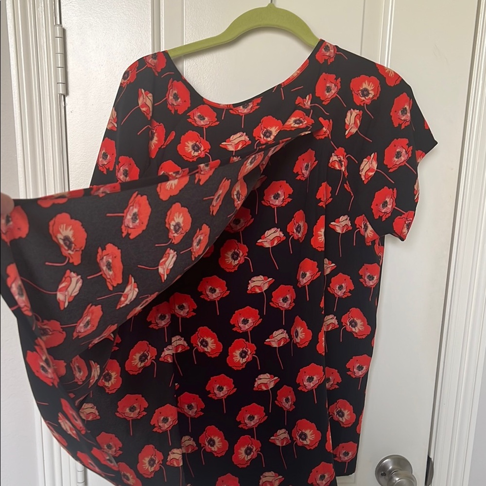CAbi Black and Red poppy Top - Picture 5 of 5